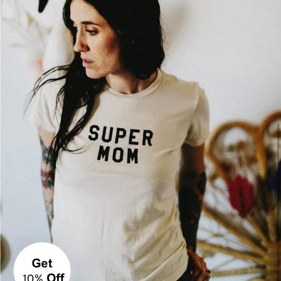 Bee & Fox SUPER MOM tee - Picture 2 of 7